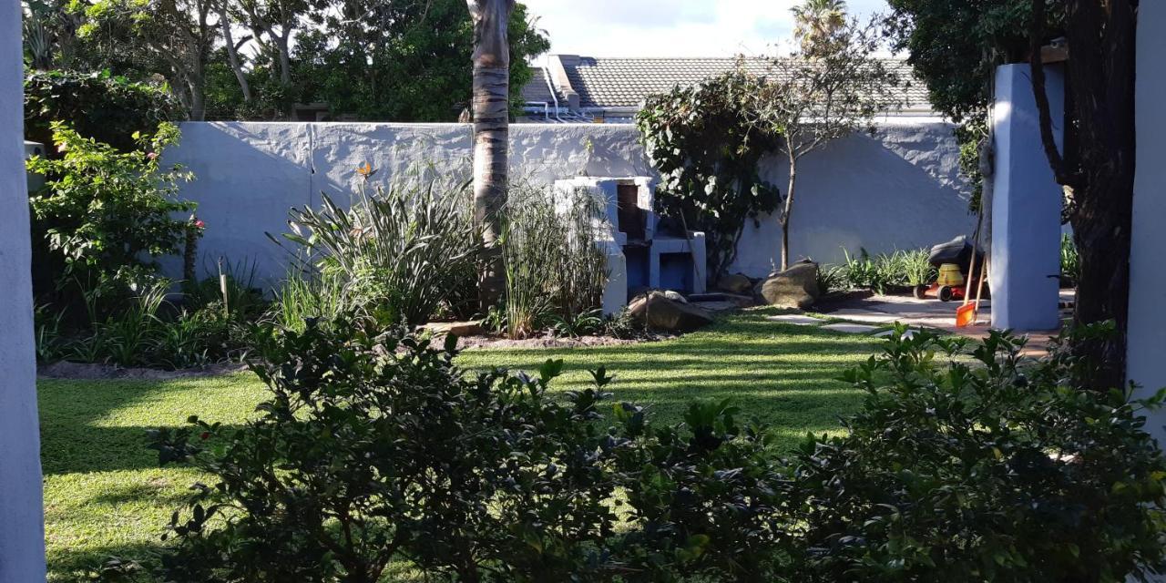 Be My Guest Lodge Bloubergstrand Esterno foto