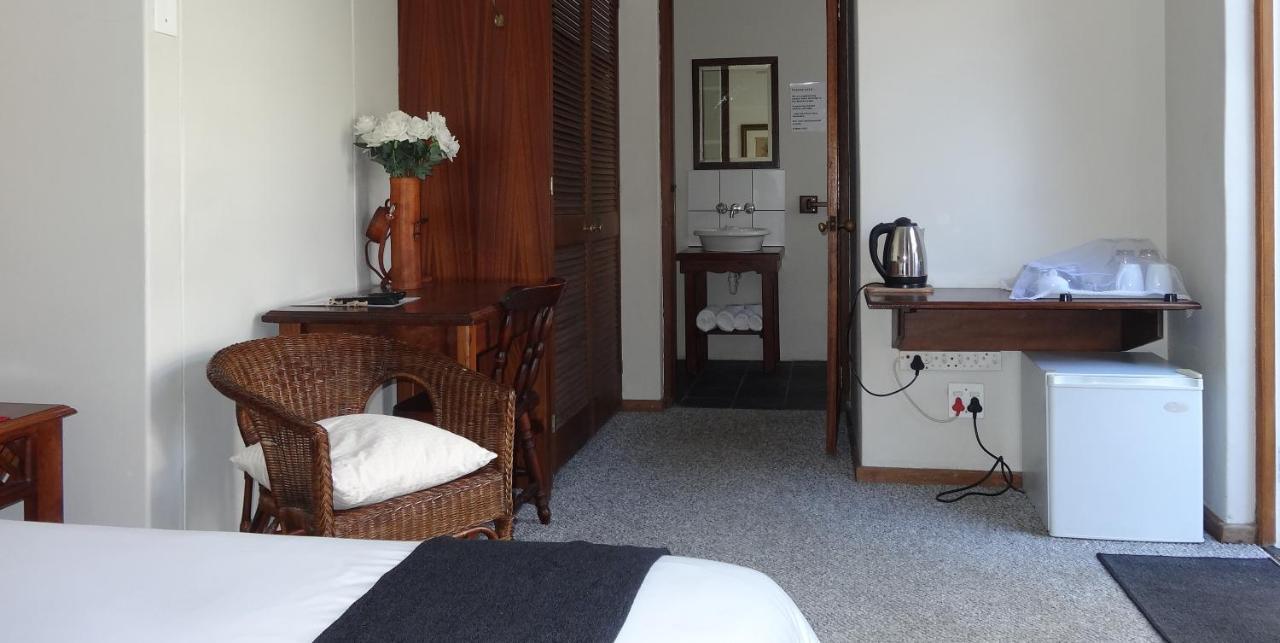 Be My Guest Lodge Bloubergstrand Esterno foto