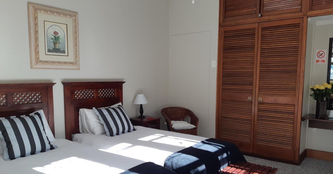 Be My Guest Lodge Bloubergstrand Esterno foto